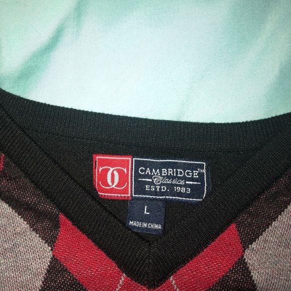 Cambridge Sweater - Picture 3 of 3